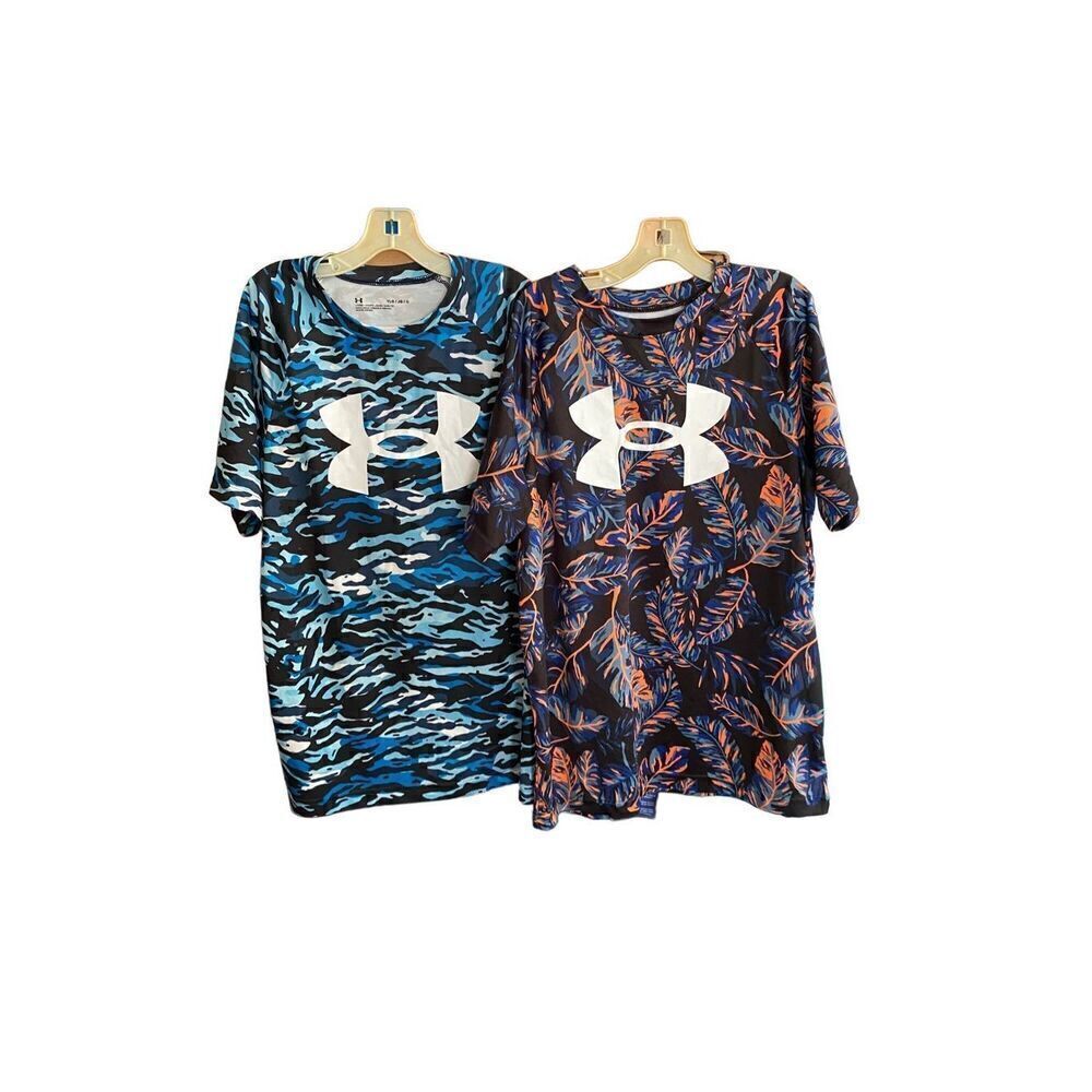 Under Armour boys set of two short sleeve, lightweight shirts, size large